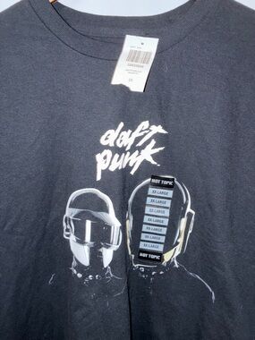 Daft Punk T shirt. Hot Topic. XXL. Black.  New w/tags.